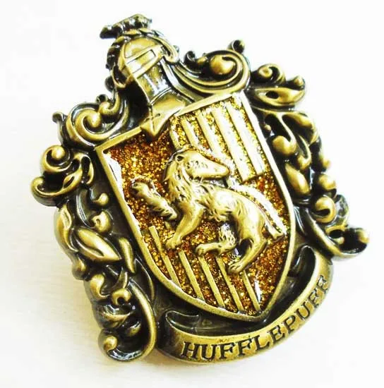 1 шт. знак школы Хогвартс Харри Поттер булавки брошь Гриффиндор Ravenclaw Слизерин Hufflepuff Броши Chestpin косплей реквизит - Цвет: Золотой