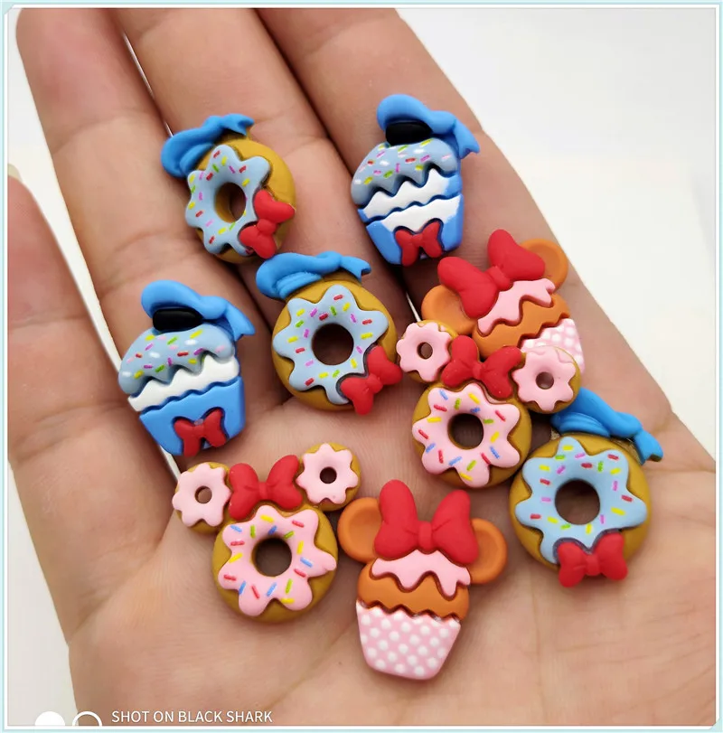 10 шт. Kawaii плоские бусины кабошон мультфильм Пончик плоские пластмассовые кабошоны DIY Скрапбукинг волос банты центр украшения телефона