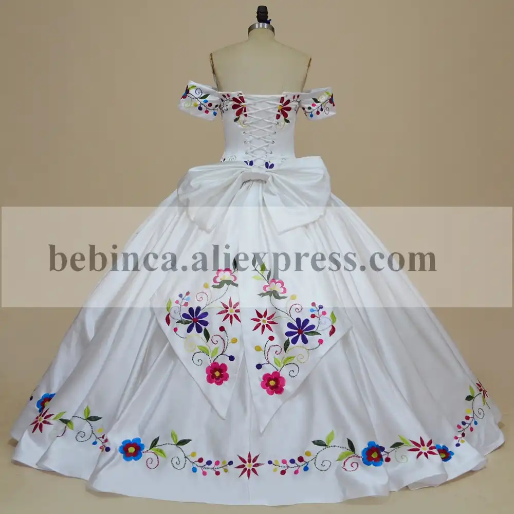 vestidos bordados mexicanos de quinceanera