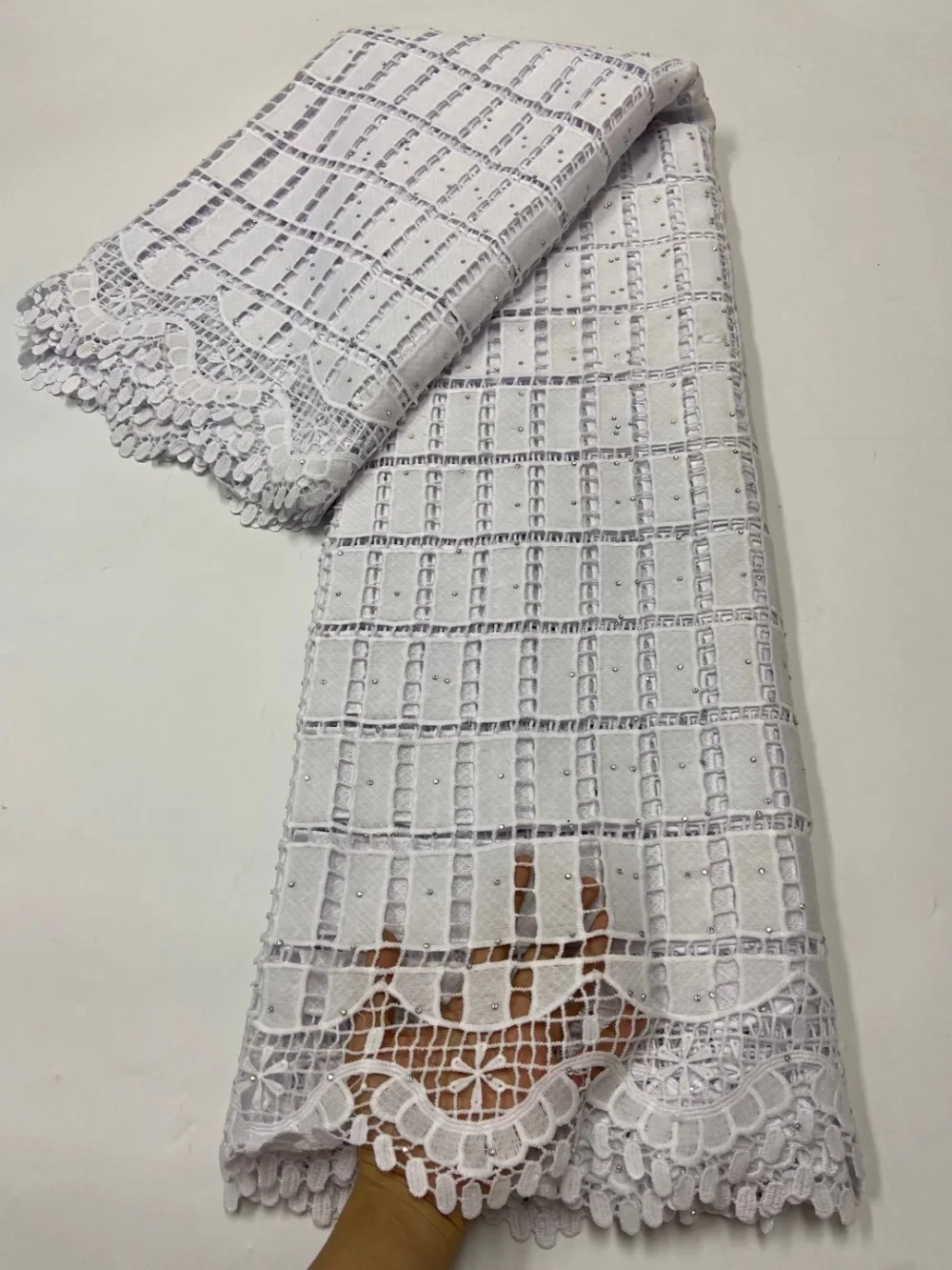 DADC45DB5869BF33E67A1A6A37917F52