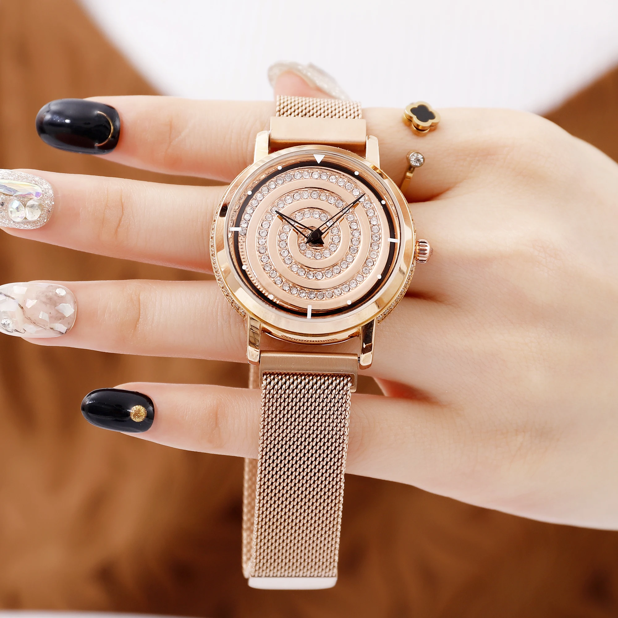 

Mobangtuo Women's Leisure Fashion Watch Exquisite Diamond Inlaid Watch Stainless Steel Quartz Women's Watch