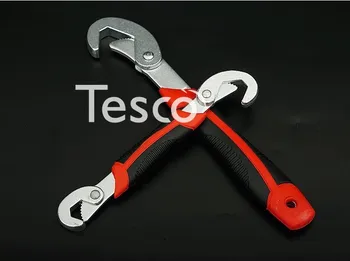 

Multifunctional universal movable board and live mouth wrench quick opening pipe clamp tool