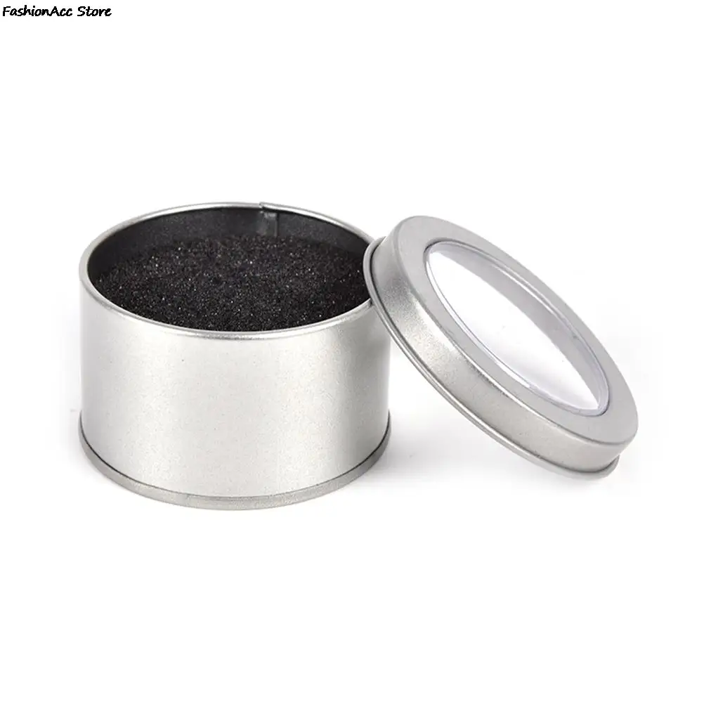 Серебряные круглые металлические ювелирные часы в подарочной коробке Дисплей