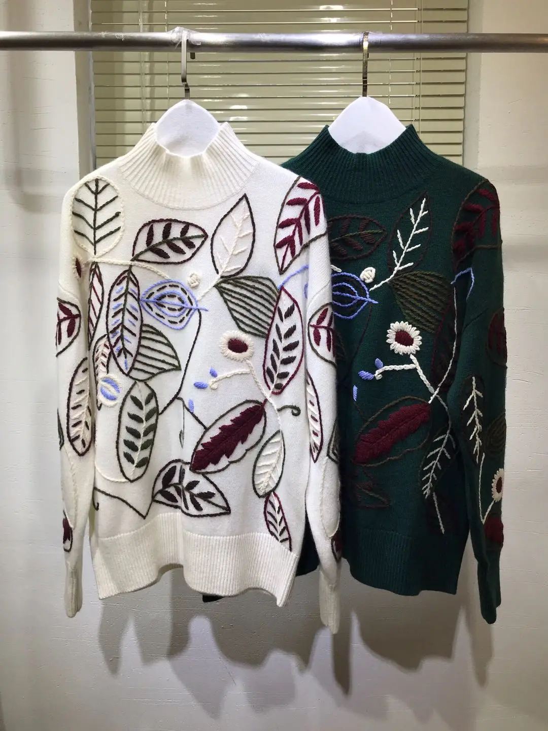 2020 Runway Designer Embroidery Sweater Femme 2020 Autumn Women White Dark Green Cashmere Hot Sale Sweater From Taiyangstar, $180.46 | DHgate.Com 2020 Runway Designer Embroidery Sweater Femme 2020 Autumn Women White Dark Green Cashmere Hot Sale Sweater From Taiyangstar, $180.46 | DHgate.Com