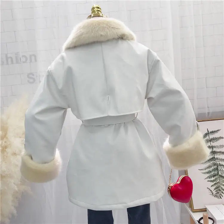Bella Wonder Толстая зимняя теплая куртка из искусственной кожи Длинный Меховой воротник пэчворк пояса для пальто Лим талия женские Куртки из искусственной кожи