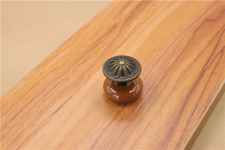 Ceramic handle foreign trade European cabinet drawer single hole round antique copper handle new rural style
