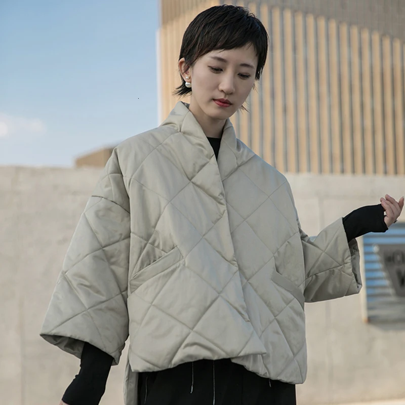 TWOTWINSTYLE Black Women's Cotton Coats Stand Collar Long Sleeve Oversized Parkas Female Fashion Winter New Clothing