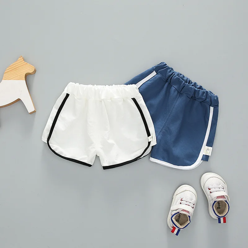 Детские шорты маленькие спортивные штаны для маленьких мальчиков повседневные пляжные шорты для девочек Одежда для маленьких детей летние штаны с открытым шаговым швом