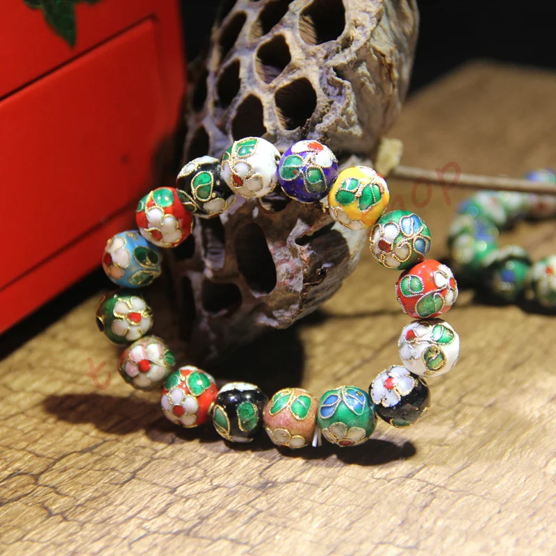 Шёлковые бусины из перегородчатой эмали в старом Пекине | Дом и сад