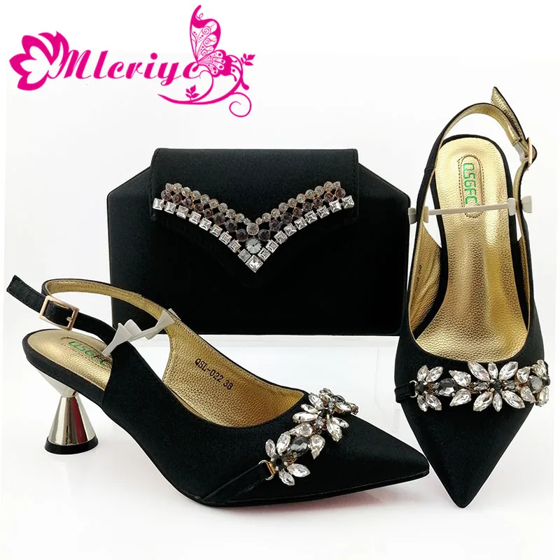 

Latest African Women Party Shoes and Bag Set Decorated with Rhinestone Women Shoes and Bag Set In Italy Luxury Sandals Women