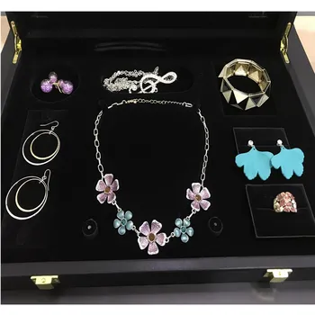 

Fashion Women Flowers Pink Blue Necklace Golden Circle Simple Earrings Women Necklace + Earrings + Bracelet + Ring combo Set