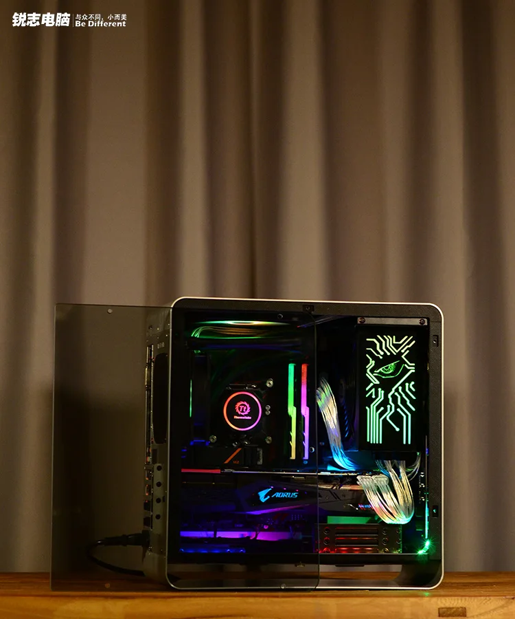 Qiao Sibo UMX3 Dacentrurus 5 3600/I7 8700/RTX2060S/2070 S компьютерные игровые консоли с водяным охлаждением