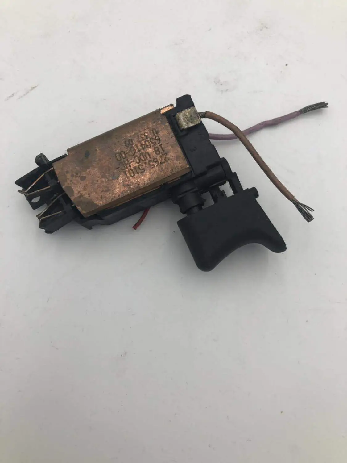 Second hand Used FOR DeWalt 18V DC HC 2765.5101 Drill Switch 650410 00