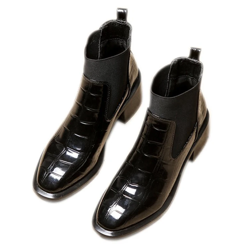 Женские дизайнерские ботинки из лакированной кожи в британском стиле с каменным узором; зимние плюшевые ботинки на массивном каблуке; короткие ботильоны; botas; Новинка