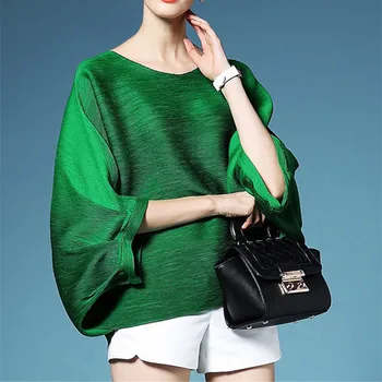 

2020 High Quality New Fashion Loose Pleated T-shirt Round Collar Batwing Half Sleeve Pleated Women's Big Size Tops BY63