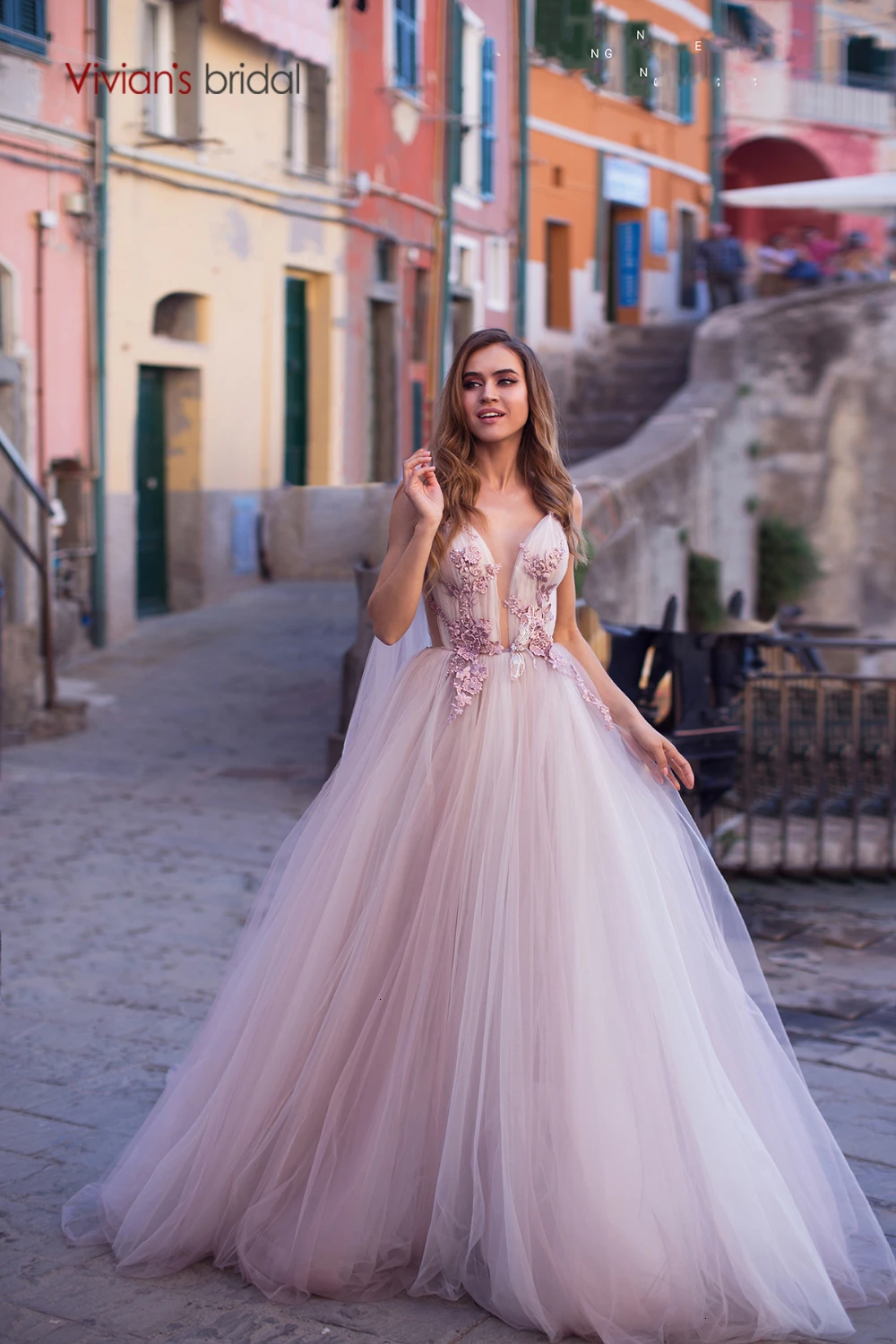 

Vivian's Bridal Lovely Pink Floral Print Wedding Dress 2019 Sexy Deep V-neck Backless Ribbon Detachable Train Vestido-De-Novia
