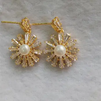 

silvr Pearl earring with white Zirconium Gold plated Fashion earring