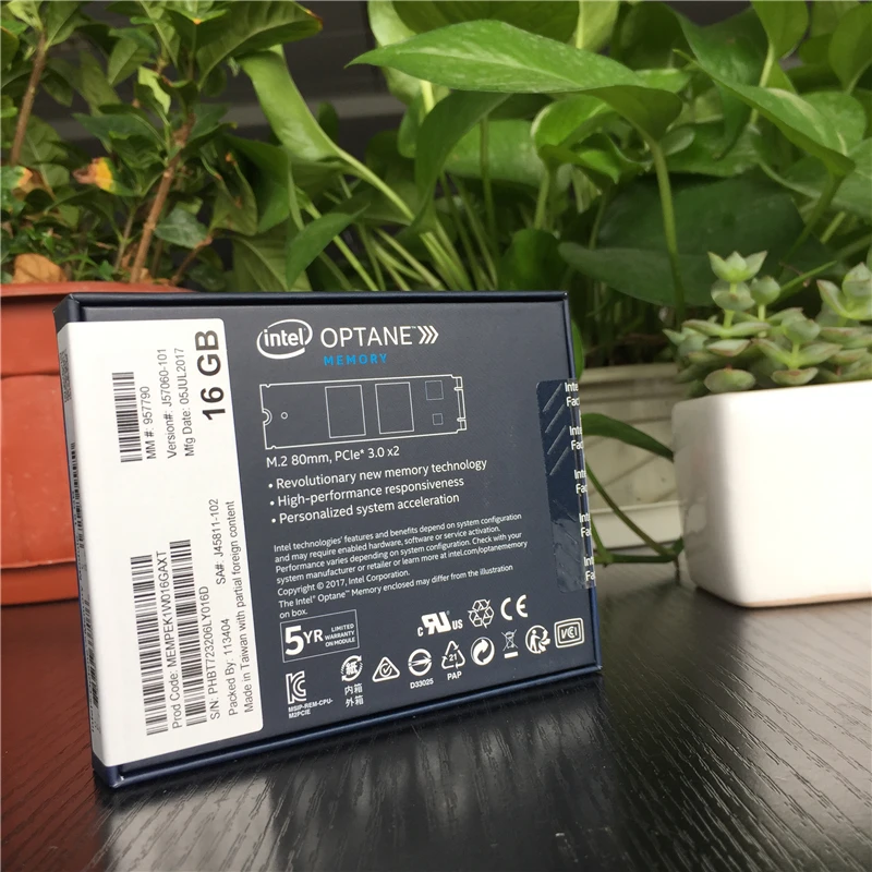 Память Intel Optane M.2 2280 16 Гб PCIe NVMe 3,0x2