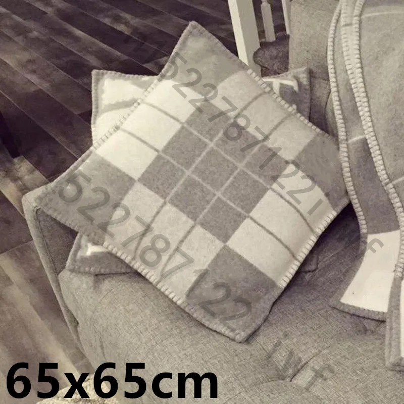 Брендовое Клетчатое одеяло H из кашемира, вязаный крючком мягкий шерстяной шарф, шаль, портативный теплый диван, кровать из флиса, вязаное розовое одеяло, наволочка - Цвет: 65cm Srtipe Grey