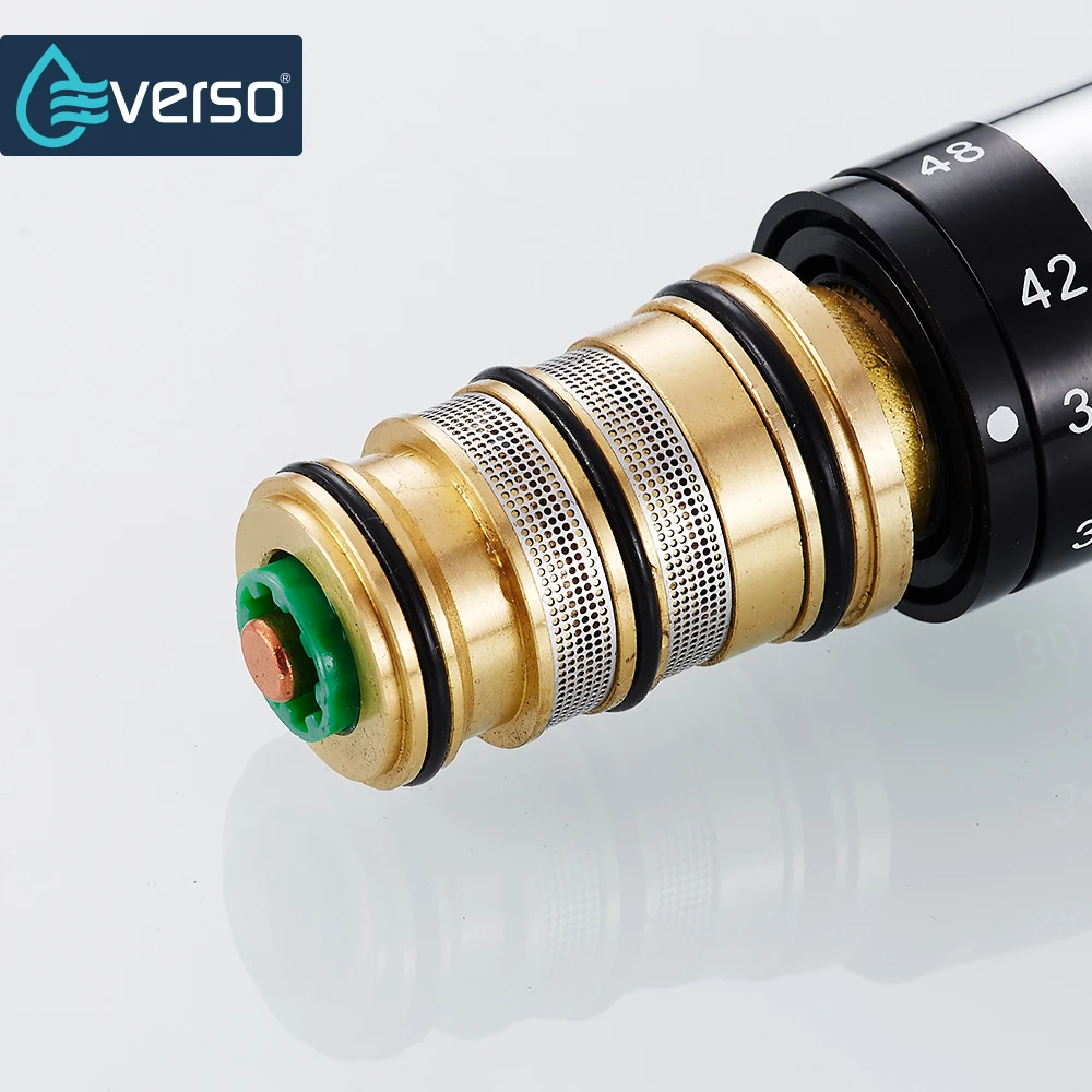 High Quality Brass Thermostatic Mixing Valve Temperature Control Valve for Solar Water Heater Parts Thermostatic Mixers