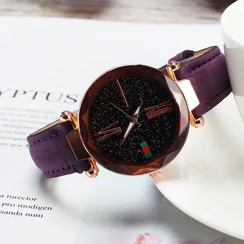 

A web celebrity fashion table with undertakes brand star belt table ms Roman numerals watches the students