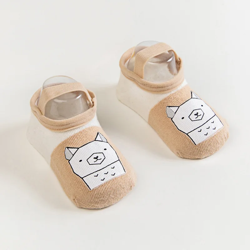 Khaki WARMOM/детские короткие носки с героями мультфильмов; нескользящие носки-тапочки; 6 цветов; носки с милыми животными для младенцев; носки с резиновыми лентами - Цвет: Khaki