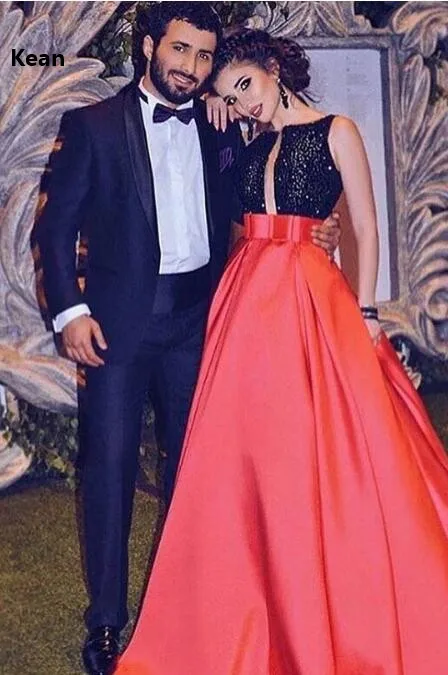 Контрастные цвета выпускного вечера платья Танк v-образным вырезом Иллюзия аппликации пояс лук партии выпускного вечера платье вечерние платья Robe De Soiree