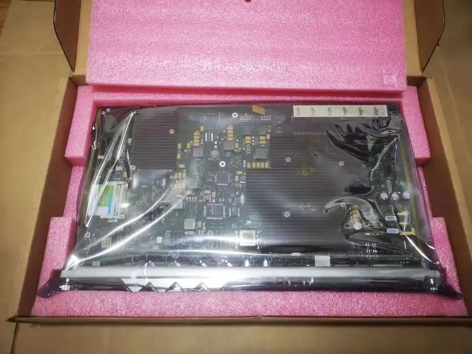 Câble EHS APA-24 Alcatel pour contrôle à distance des appels Poly