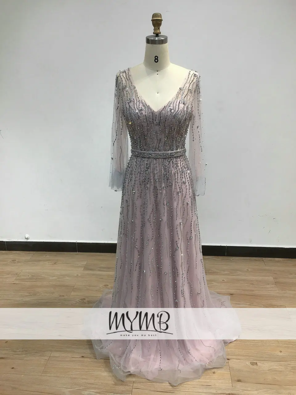 Рисунок 4 - Женское длинное свадебное платье