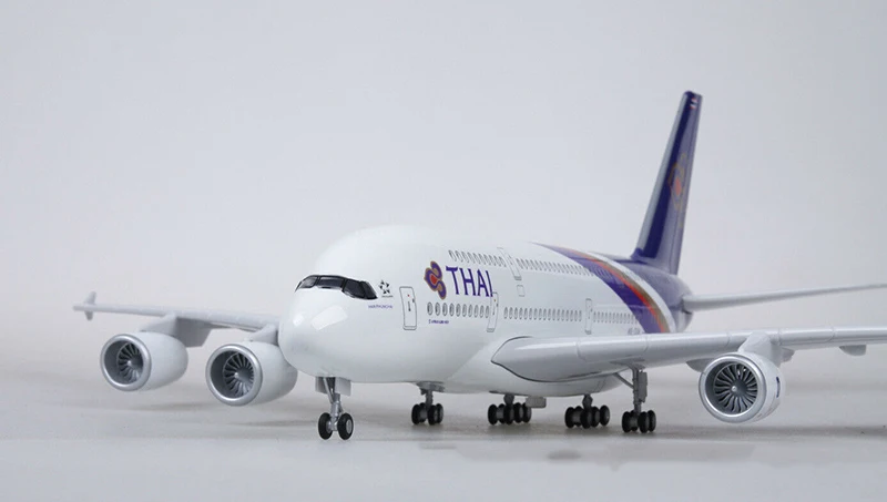46 см самолет 1/160 тайская авиация Passanger самолет A380 с светильник самолет Смола Модель самолета игрушка литой самолет игрушки