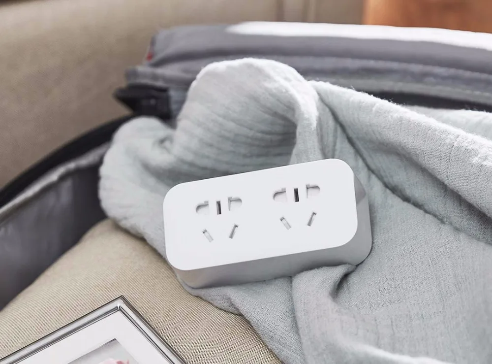 Xiaomi Mijia Power Strip Converter Portable Plug Travel Adapter for Home Office 5V 2.1A 2 Sockets 2 USB Fast Charging H25 (4)