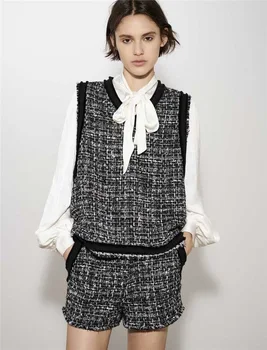 

High-End Autumn and Winter New European and American Metal Wind Tweed Fringed Wool Blend Vest Vest + Shorts