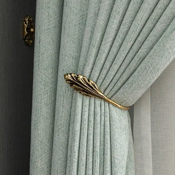 

Curtain: 2.5 meter width, 2.7 meter height, 2 pieces Curtain: 1.5 meter width, 2.7 meter height, 4 pieces