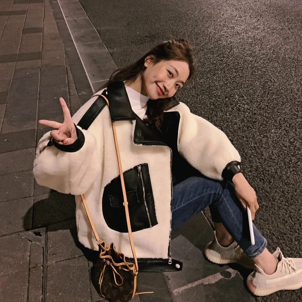 

Photo Shoot CHIC Street PU Leather White Mid-length Suit Collar Lambs Wool Joint Mock Two-Piece Biker Coat Women's
