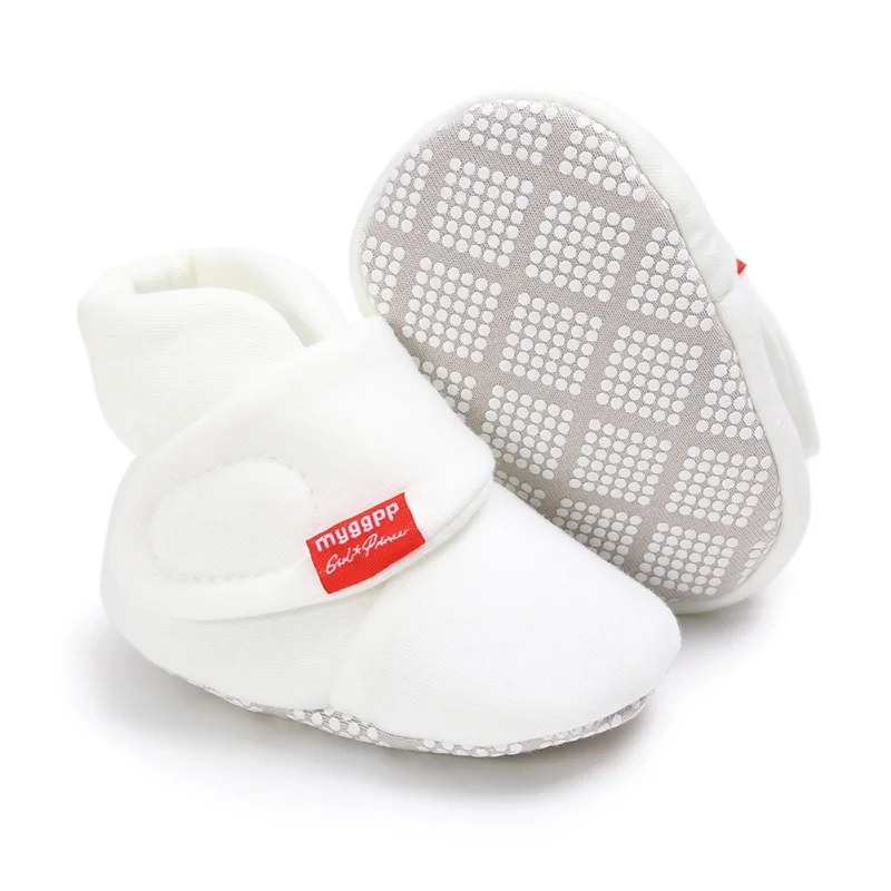Зимние ботиночки для малышей; хлопковые ботинки для маленьких девочек; Повседневная однотонная обувь с принтом; милые Нескользящие ботинки на мягкой подошве для новорожденных