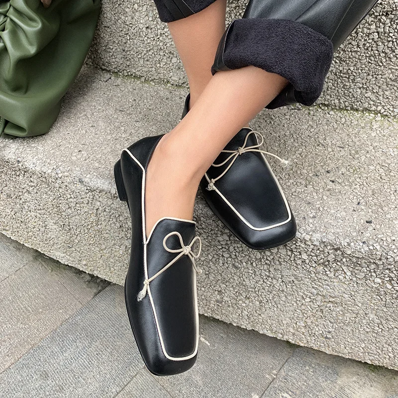 

2020 Early Spring Mixed Colors Simple Bow Deep Mouth Square Head Shoes Genuine Leather Grandma Shoes Flat Step on with Loafers W