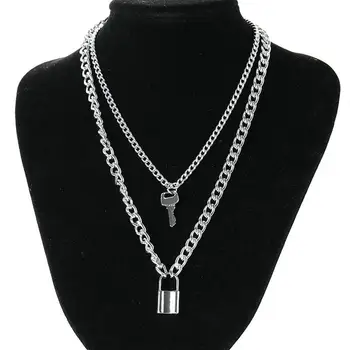 

Ladies Fashion Key Padlock Pendant Necklace, gold/silver two-tone lock chain, chain-like lock, layered chain around the neck