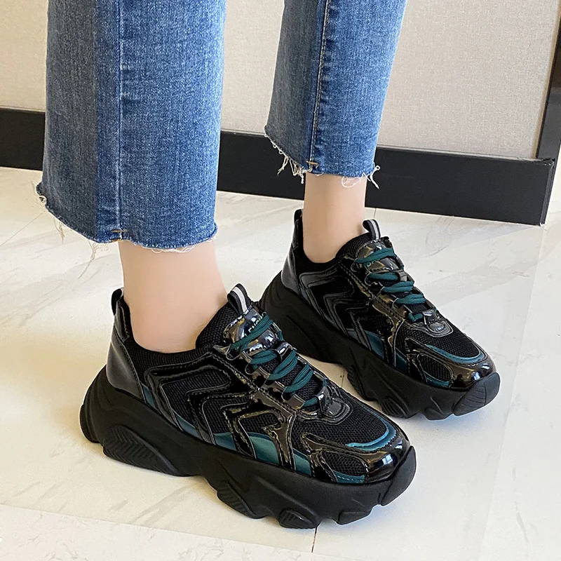 

Spring and summer 2020 new fashion retro thick bottom increased wild dad shoes color matching casual sports tide shoes X032
