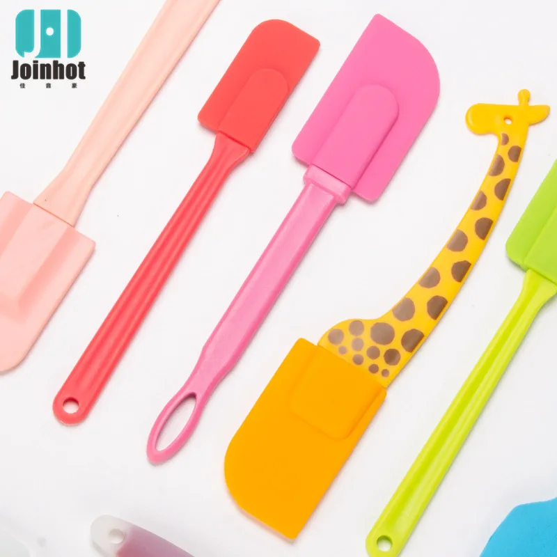 High-temperature Resistant Kitchen Baking Tool Multi-functional Cake Cream Deconstructable Medium Silicone Scraper