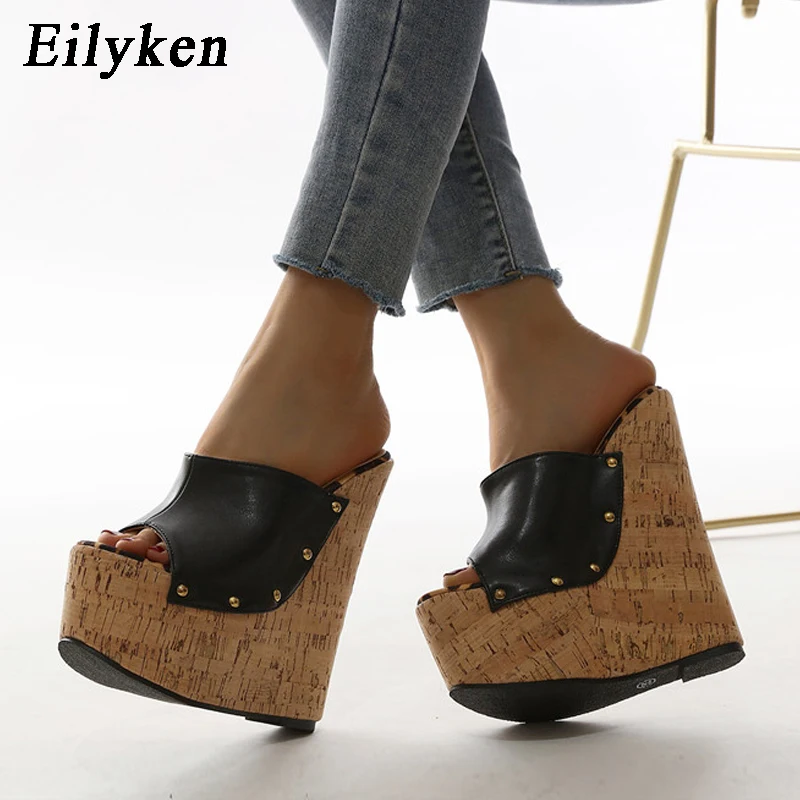 New Women Sandals Peep Toe Platform Wedge Heels Slippers Summer Leather Shoes 