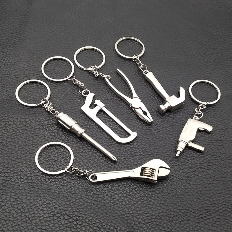 

1Pcs Mini Workshop Tools Holder Car Accessories Simulation Keyfob Tools Car Adjustable Wrench Keychain Spanner Keyring