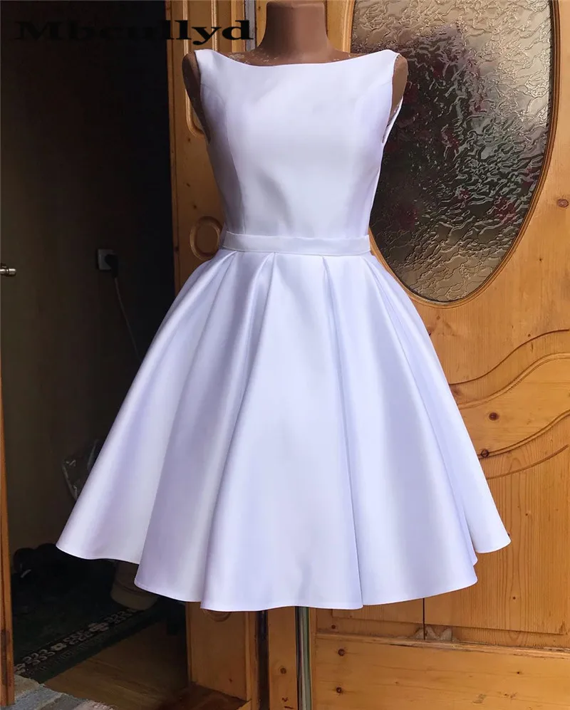 

Mbcullyd Short Stain Homecoming Dresses With Bow 2019 V Back Prom Party Gowns Vestido Mini White Graduation Gowns