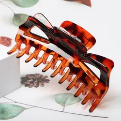 Elegant Tortoiseshell Hair Claw Clip - Large 5.5 - inch Plastic Hair Accessory (Brown)