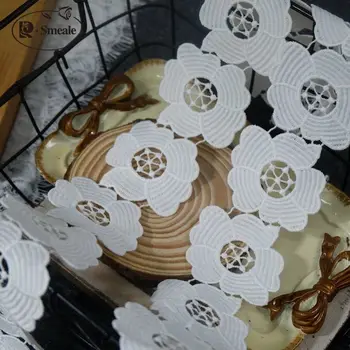 

6cm Wide Hollowed Flower Milk Silk Lace Trim Shoulder Strap Belt Wedding Dress Veil Stitching Material RS2754