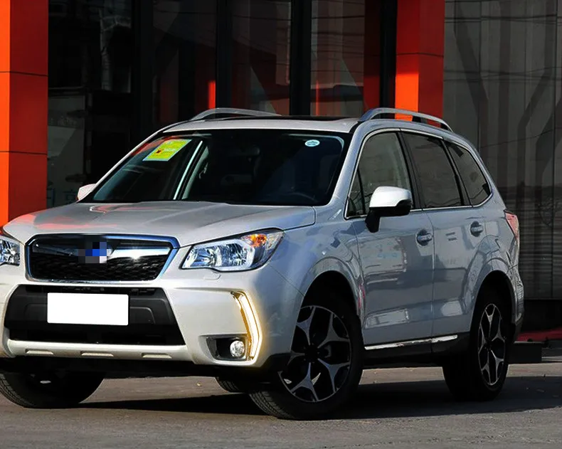 Автомобильная проблесковая 2 шт. для Subaru Forester 2013 автомобиля светодиодный DRL Габаритные огни дневного света Поворотная сигнальная лампа