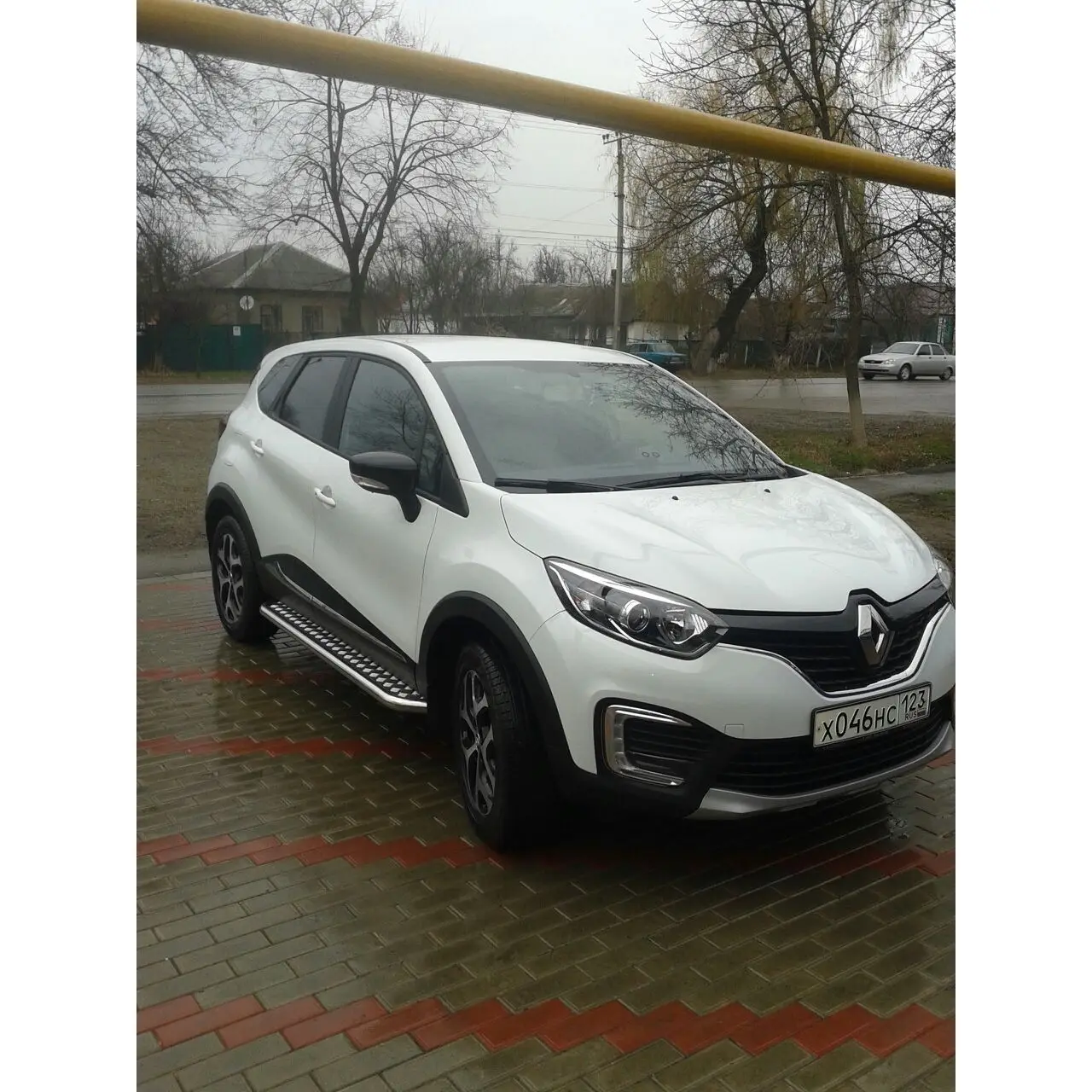Пороги подножки из нержавеющей стали для Renault Kaptur(Рено Каптюр) с креплениями