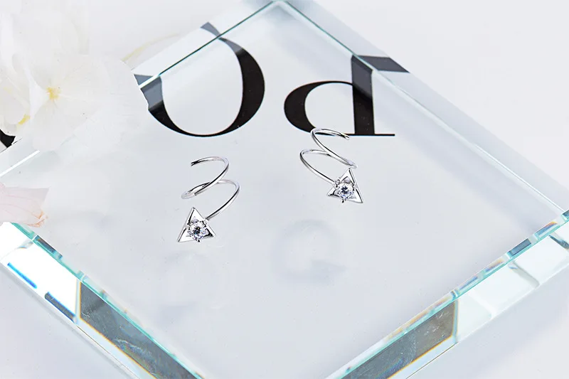 8745399688_1646359543