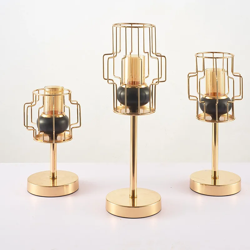 

Lampshade Candlestick Plating Wrought Iron Hollow Out Party Dining Table Props European Style Creative Candle Holders Decoration