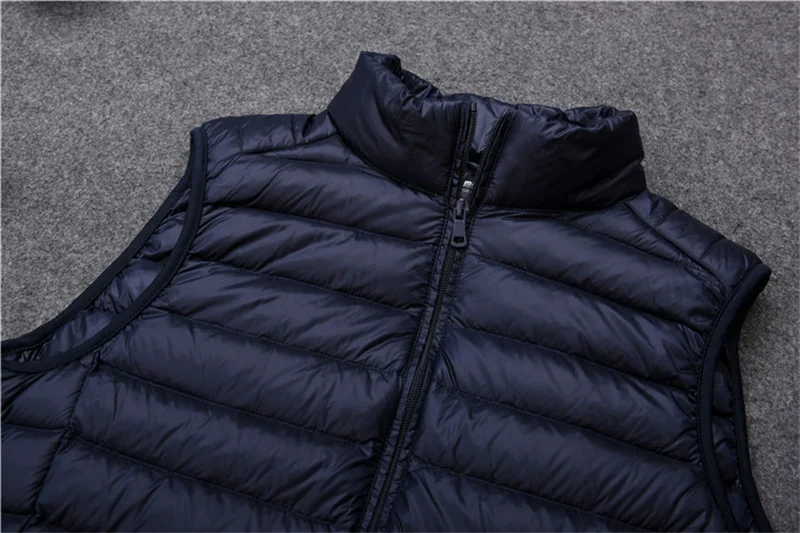 Men Vest Down Jacket 90% Sleeveless Ultra Light Male Portable Coat Gilet Lightweight Windproof Warm Waistcoat Windproof Parka