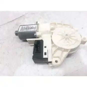 

827300001R WINDOW MOTOR REAR RIGHT RENAULT LAGOON III